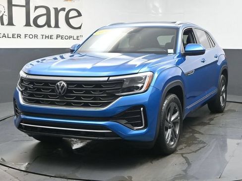 Used 2024 Volkswagen Atlas Cross Sport SEL R-Line AWD/4WD image 7