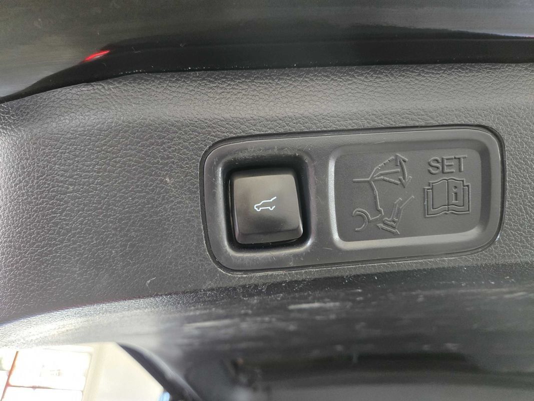 Used 2023 Ford Expedition Max Limited AWD/4WD image 39
