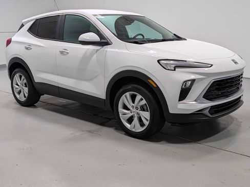 Certified 2024 Buick Encore GX Preferred image 6