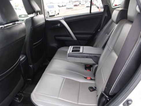 Used 2016 Toyota RAV4 XLE image 27