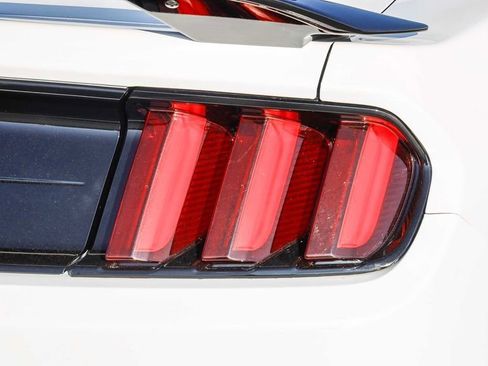 Used 2020 Ford Mustang Shelby GT350 w/ Technology Package image 10