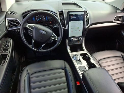 Used 2023 Ford Edge SEL w/ Convenience Package image 2
