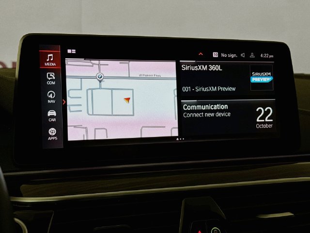 Used 2023 BMW M550i xDrive w/ Parking Assistance Package AWD/4WD image 15