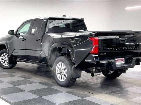 New 2026 Toyota Tacoma SR5 image 2