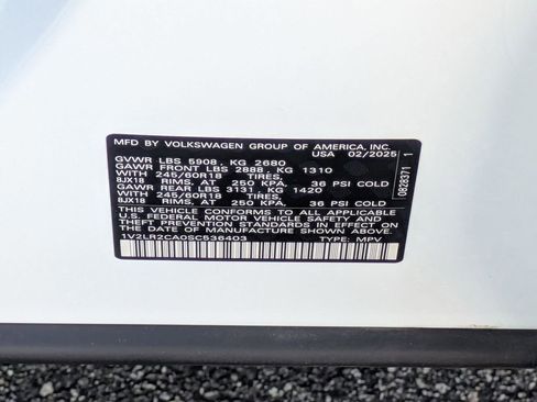 Certified 2025 Volkswagen Atlas SE image 24