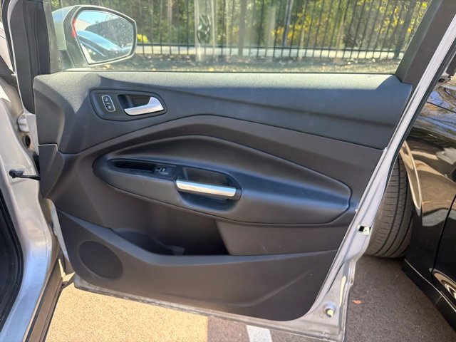 Used 2017 Ford Escape Titanium FWD image 22