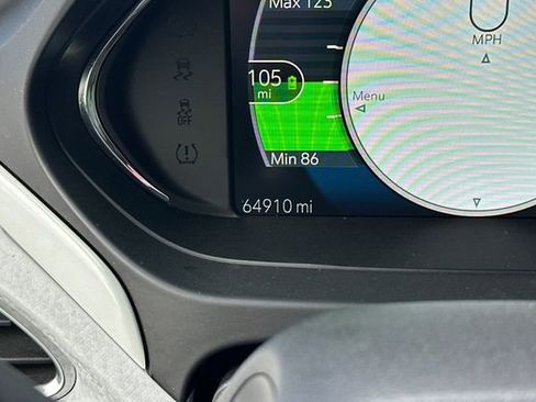 Used 2017 Chevrolet Bolt Premier w/ Driver Confidence II Package image 28