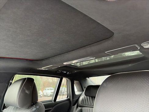 Used 2025 Genesis G90 3.5T image 8