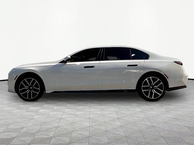 Used 2023 BMW 740i w/ Parking Assistance Package RWD image 8