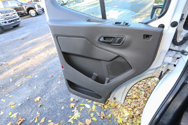 Used 2026 Ford Transit 250 148 High Roof RWD image 34