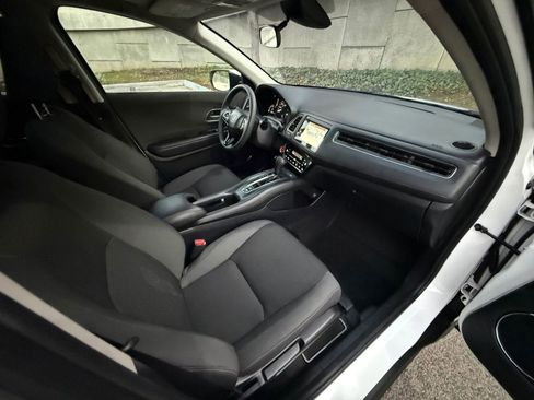 Used 2021 Honda HR-V EX image 42