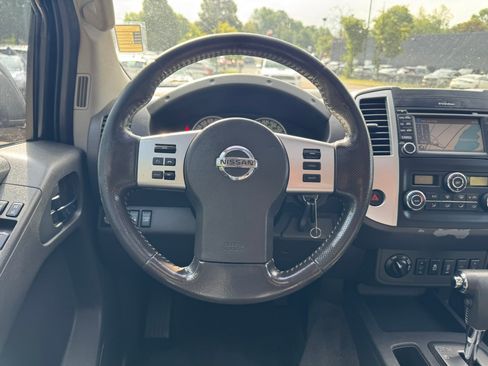 Used 2017 Nissan Frontier PRO-4X w/ Pro-4x Luxury Package AWD/4WD image 14