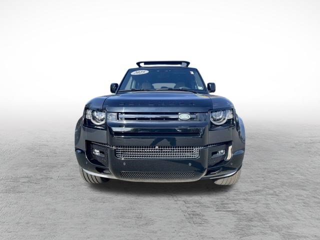 Used 2025 Land Rover Defender 110 X AWD/4WD image 2
