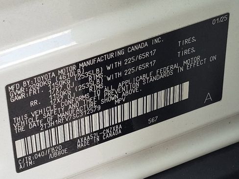 Used 2025 Toyota RAV4 LE FWD image 29