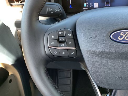 New 2025 Ford Maverick Lariat w/ 4K Tow Package image 30