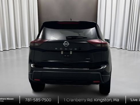 New 2026 Nissan Rogue SV w/ Cold Weather Package AWD/4WD image 6