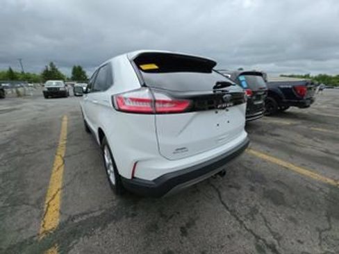 Used 2023 Ford Edge SEL w/ Convenience Package AWD/4WD image 6