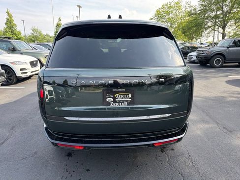 Used 2025 Land Rover Range Rover Long Wheelbase SE AWD/4WD image 4