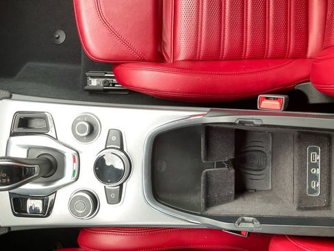 Used 2022 Alfa Romeo Stelvio Veloce image 23