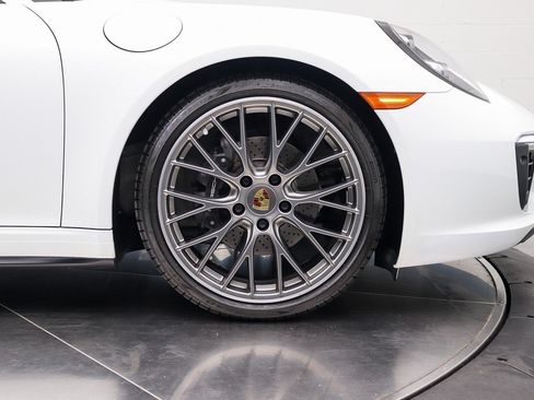 Used 2019 Porsche 911 Targa 4 AWD/4WD image 22