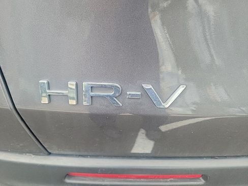 Used 2024 Honda HR-V LX image 10