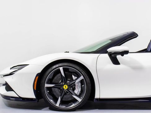 Certified 2022 Ferrari SF90 Spider AWD/4WD image 28