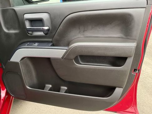 Used 2018 Chevrolet Silverado 1500 LT w/ All Star Edition image 38