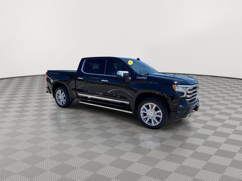 Used 2023 Chevrolet Silverado 1500 High Country AWD/4WD image 2