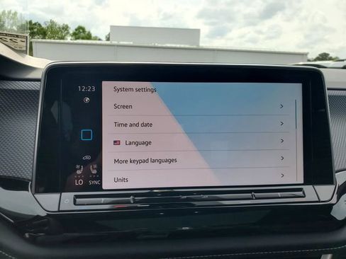 New 2026 Volkswagen Atlas Cross Sport SEL R-Line AWD/4WD image 19
