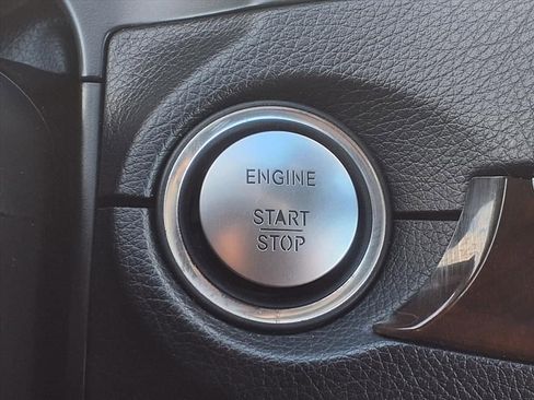 Used 2014 Mercedes-Benz E 550 E 550 image 9