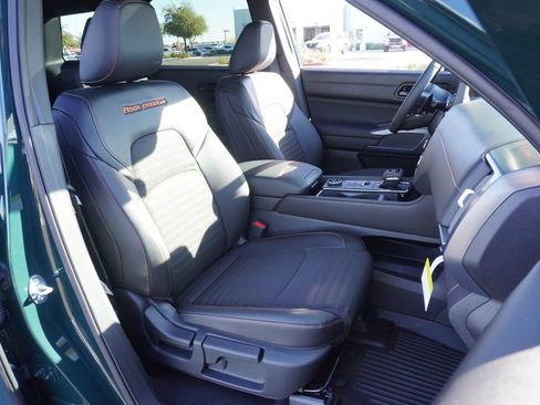 Certified 2025 Nissan Pathfinder Rock Creek image 11