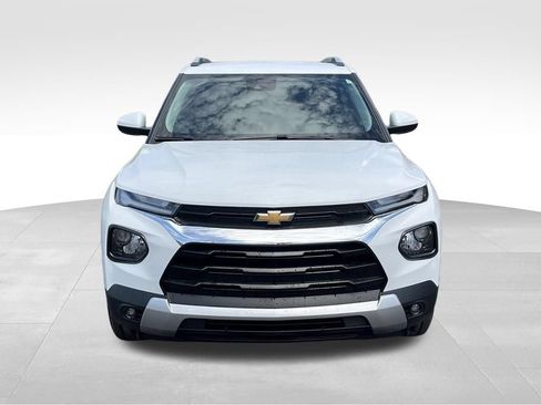 Used 2023 Chevrolet TrailBlazer LT AWD/4WD image 4