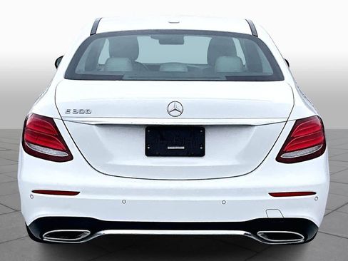 Used 2018 Mercedes-Benz E 300 image 5