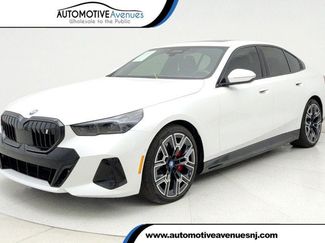 Used 2025 BMW i5 xDrive40 w/ M Sport Package AWD/4WD video 1