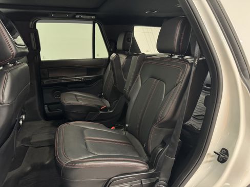 Used 2020 Ford Expedition Limited w/ Equipment Group 303A AWD/4WD image 13