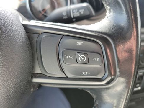 Used 2022 Jeep Wrangler Sport S image 16