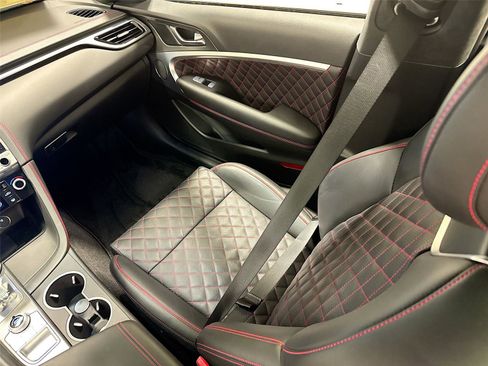 Used 2024 Genesis G70 3.3T Advanced w/ Sport Prestige Package image 25