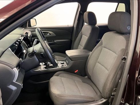 Used 2023 Chevrolet Traverse LT FWD image 21