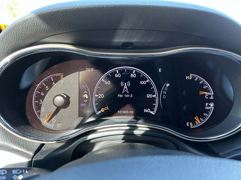 Used 2016 Jeep Grand Cherokee Laredo w/ Quick Order Package 23E image 5