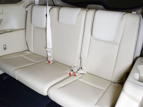 Used 2015 Toyota Highlander Limited AWD/4WD image 29