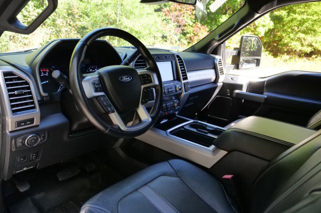 Used 2019 Ford F450 Platinum w/ Platinum Ultimate Package AWD/4WD image 28