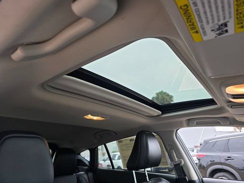 Certified 2024 Subaru Crosstrek 2.5i Limited w/ Crosstrek Mirror Package AWD/4WD image 10
