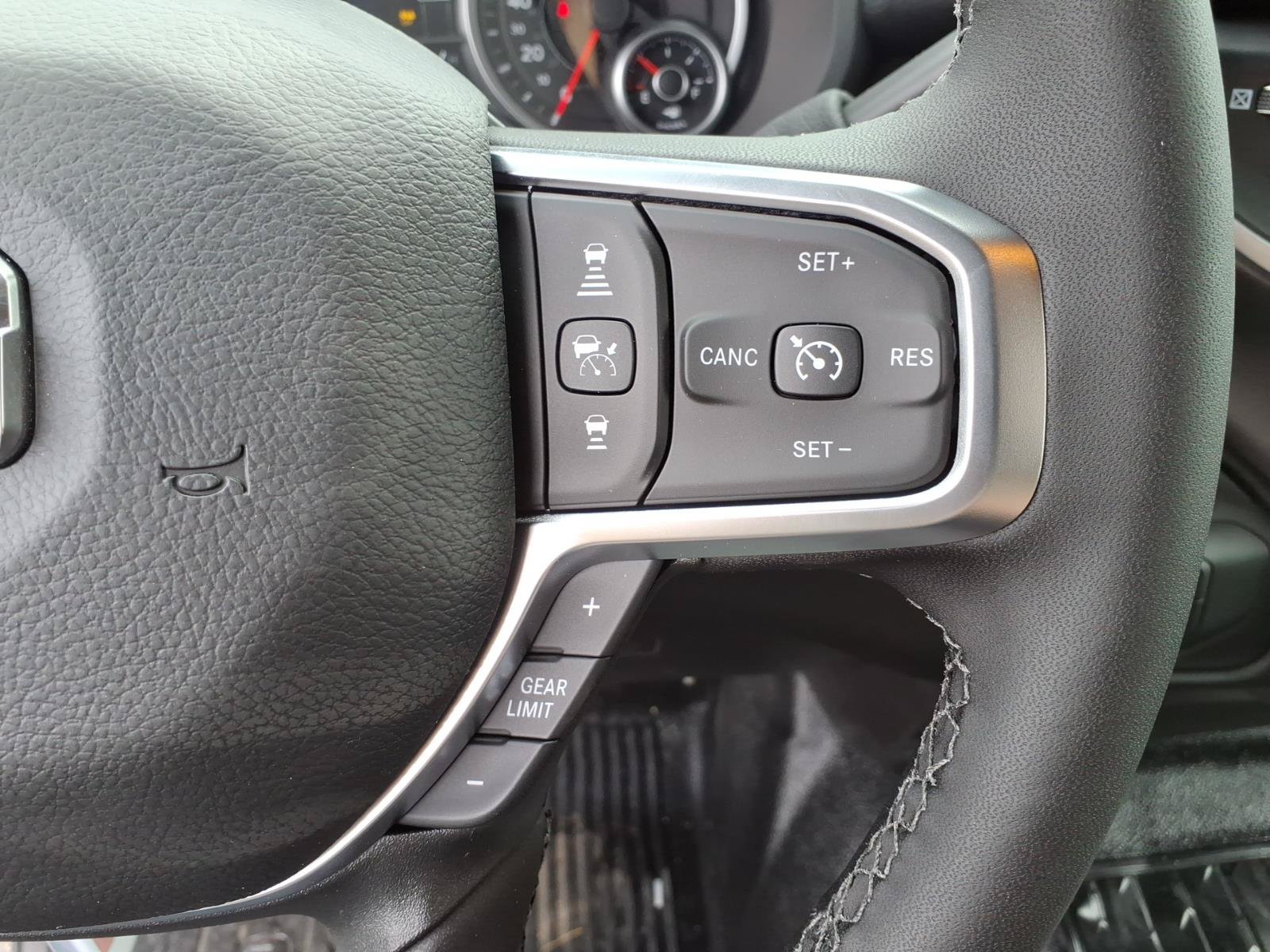 New 2026 RAM 3500 Big Horn AWD/4WD image 20