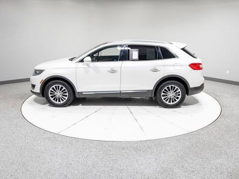 Used 2017 Lincoln MKX Select w/ Select Plus Package image 34