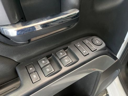 Used 2017 Chevrolet Silverado 1500 LT w/ Redline Edition AWD/4WD image 4