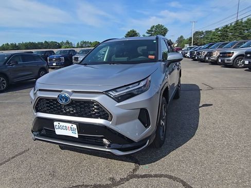 Used 2024 Toyota RAV4 SE w/ Weather & Moonroof Package AWD/4WD image 15