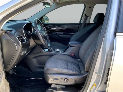 Used 2018 Chevrolet Equinox LT w/ Sun & Infotainment Package FWD image 7