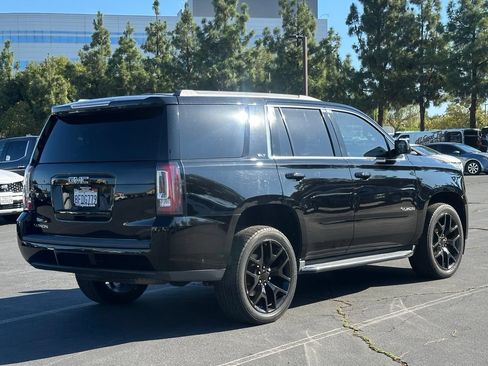 Used 2019 GMC Yukon SLT AWD/4WD image 3