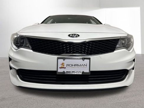 Used 2018 Kia Optima LX w/ 17" Alloy Wheels Package image 25