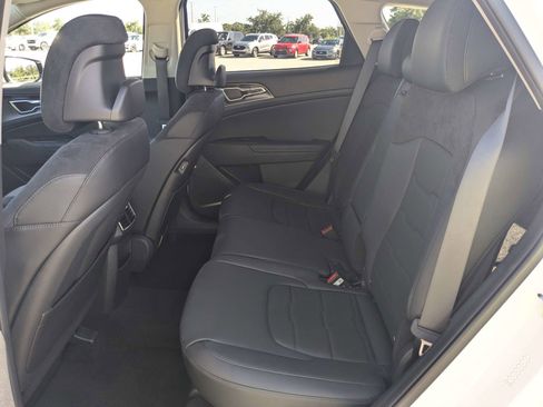 Used 2026 Kia Sportage SX FWD image 15